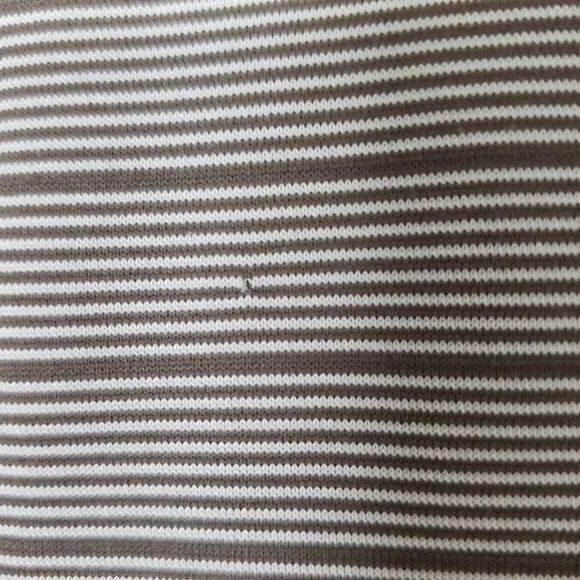 ♥St. John top   - Picture 3 of 10